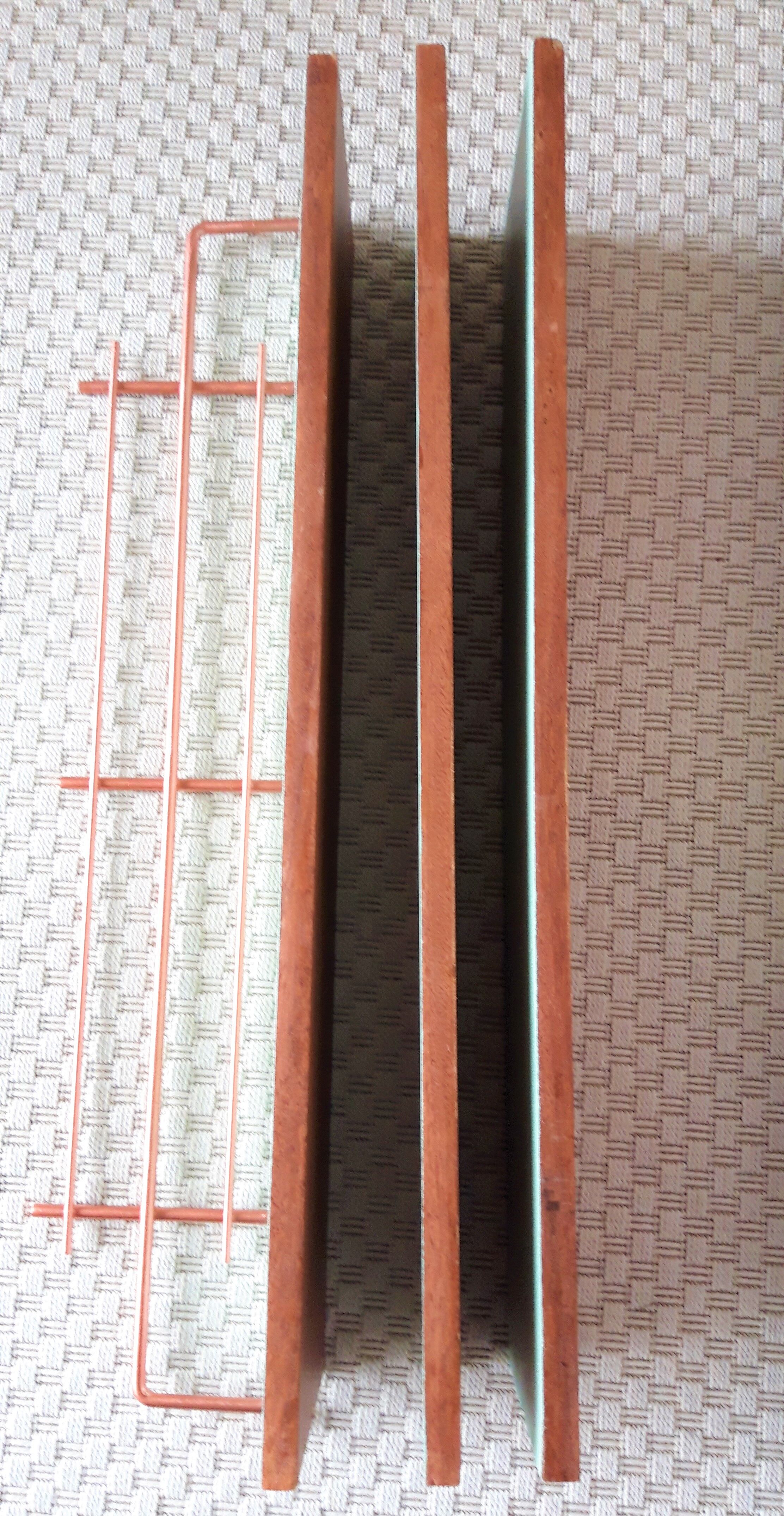 Vintage string wall shelves