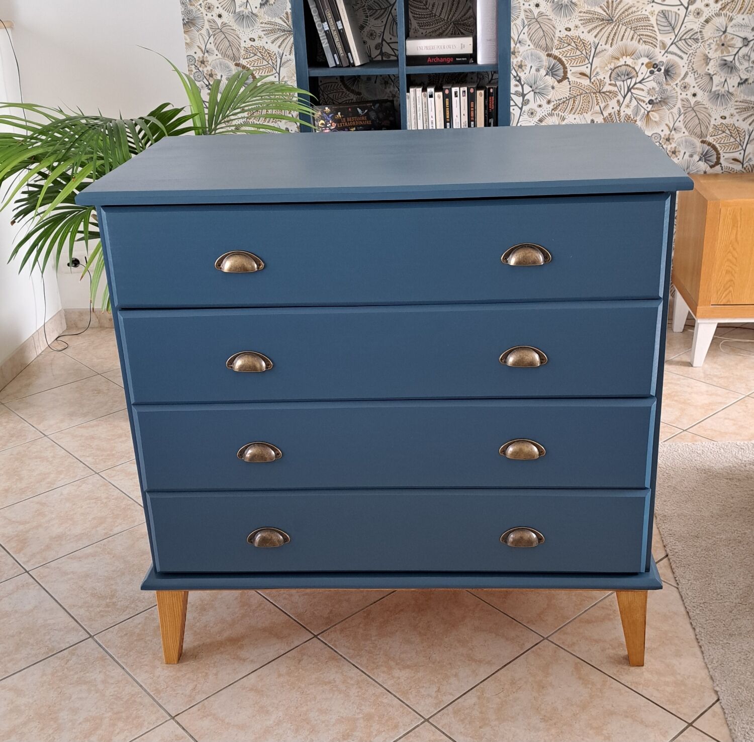 Commode Red Sødgren blue ganne