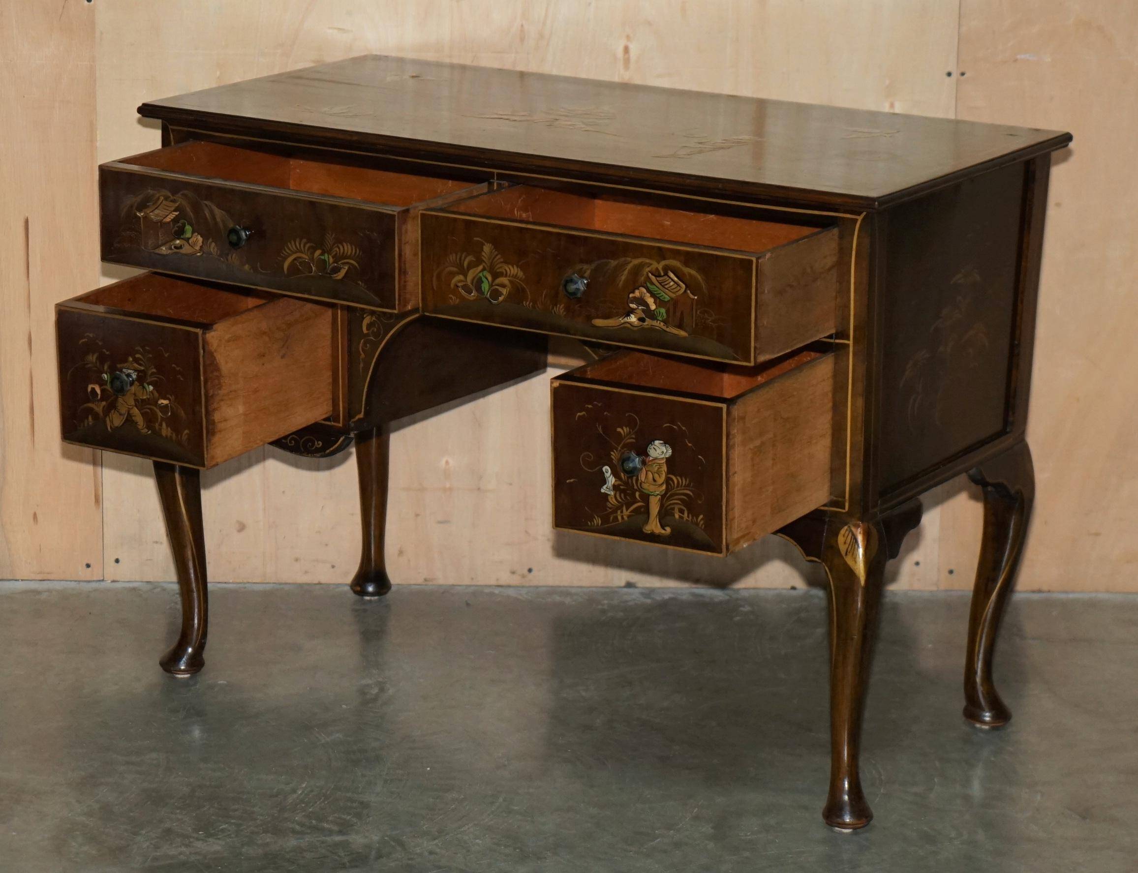 Chinese dresser circa 1920 in walnut with Chinoiserie decoration.