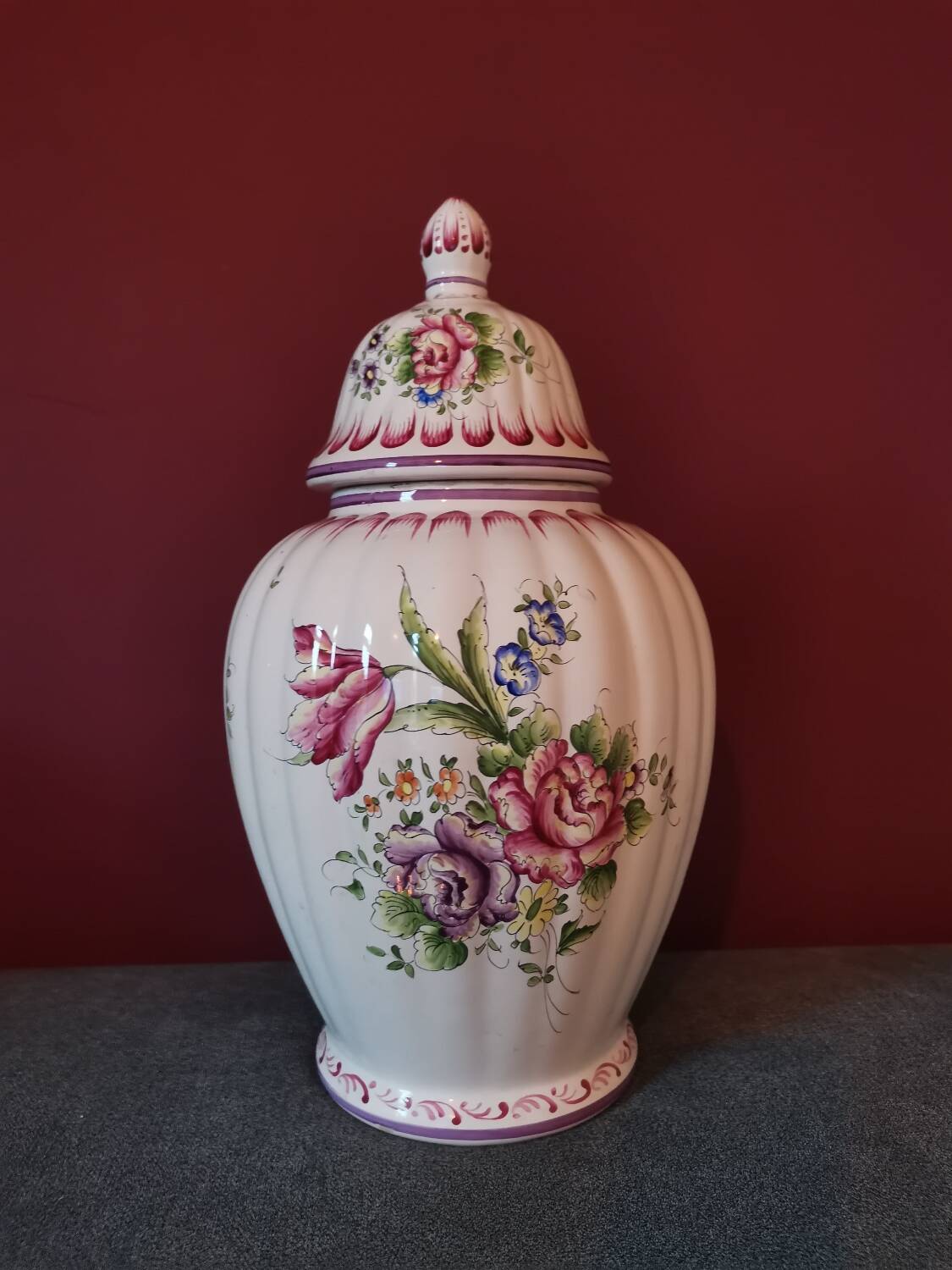 Clamecy flower apothecary pot