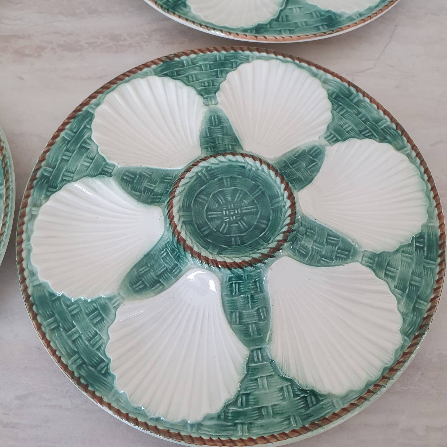 Longchamps oyster and shellfish plates