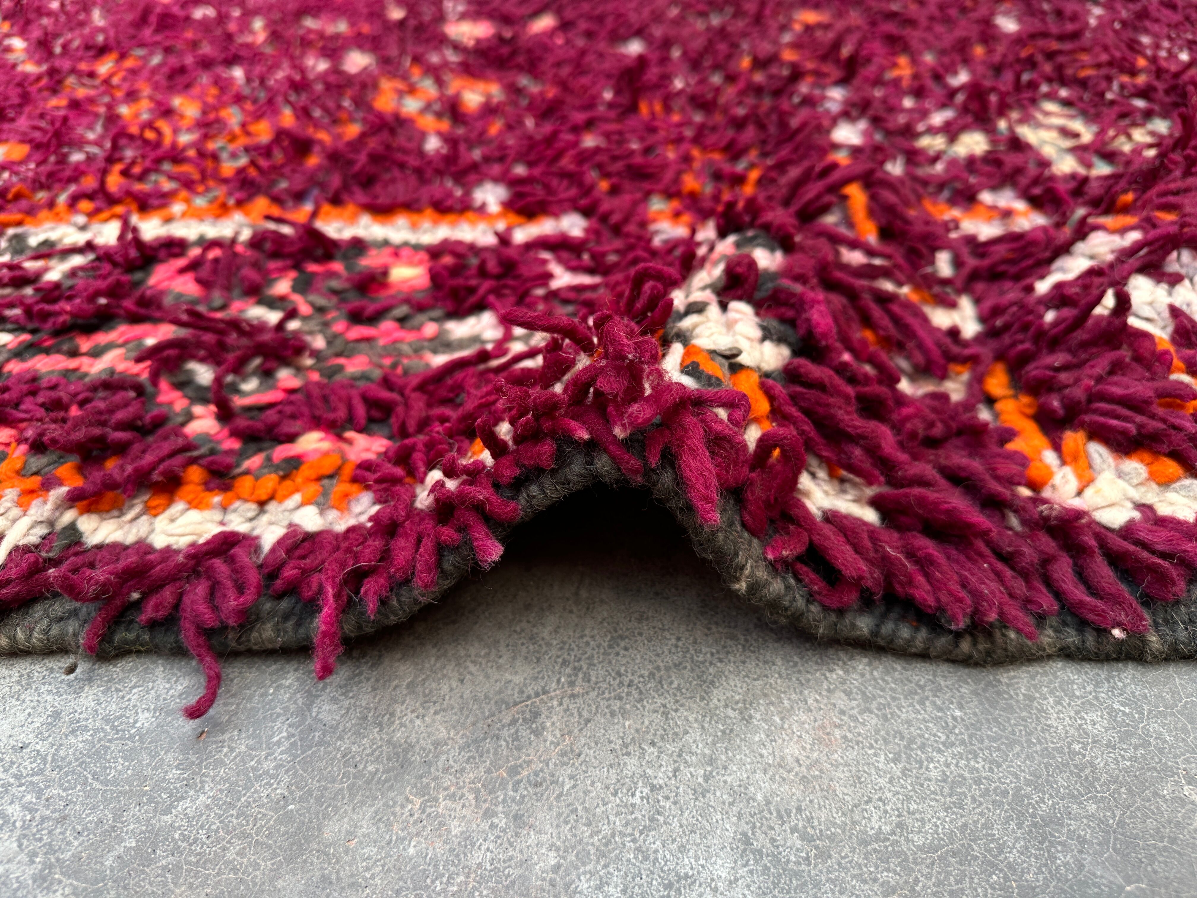 Moroccan carpet - 207 x 321 cm