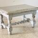 Tabouret vintage gris perle patiné