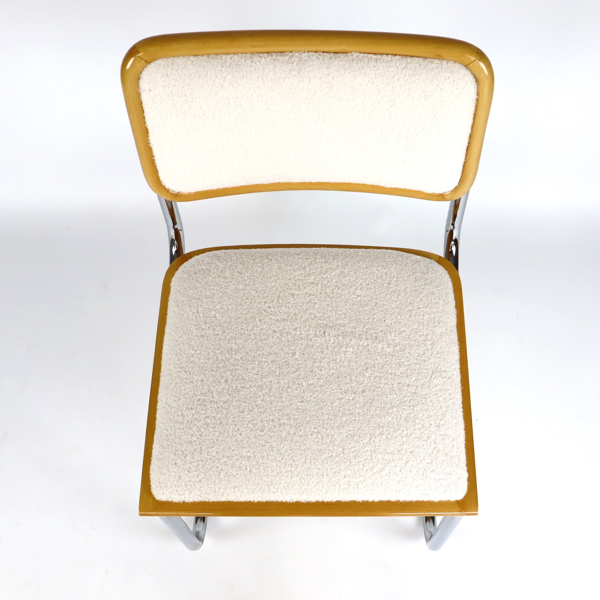 Chair B32