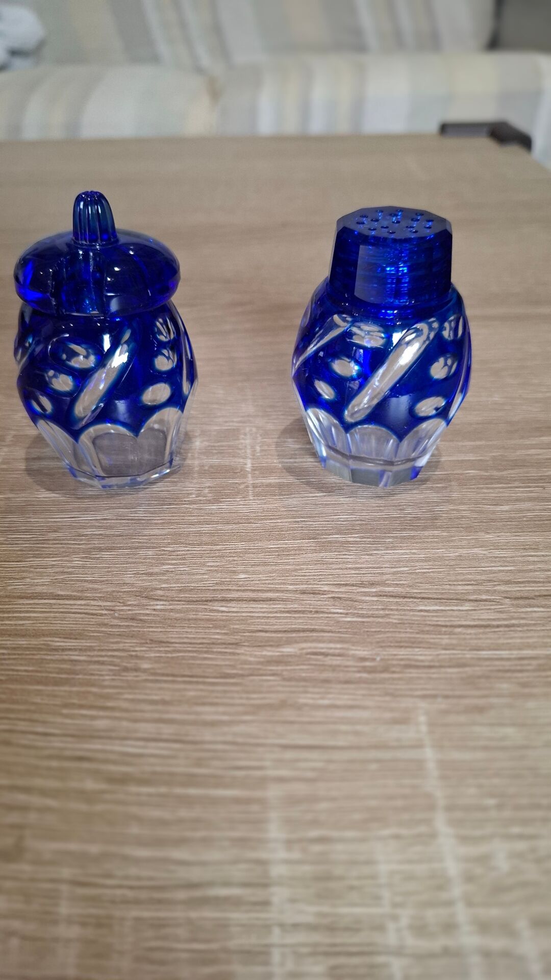 Double crystal set