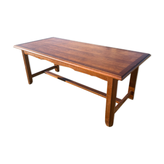 Farm table