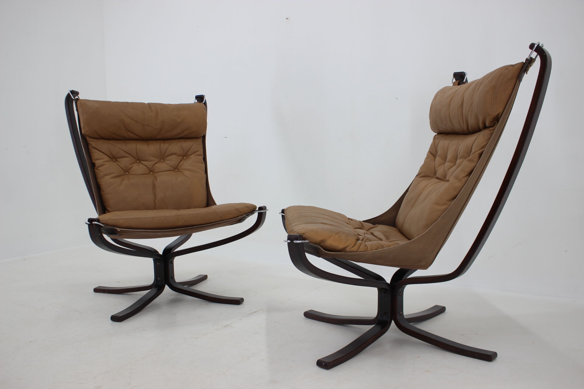 Sigurd Ressell Pair of Falcon Chairs Leather by Vatne Møbler Norway