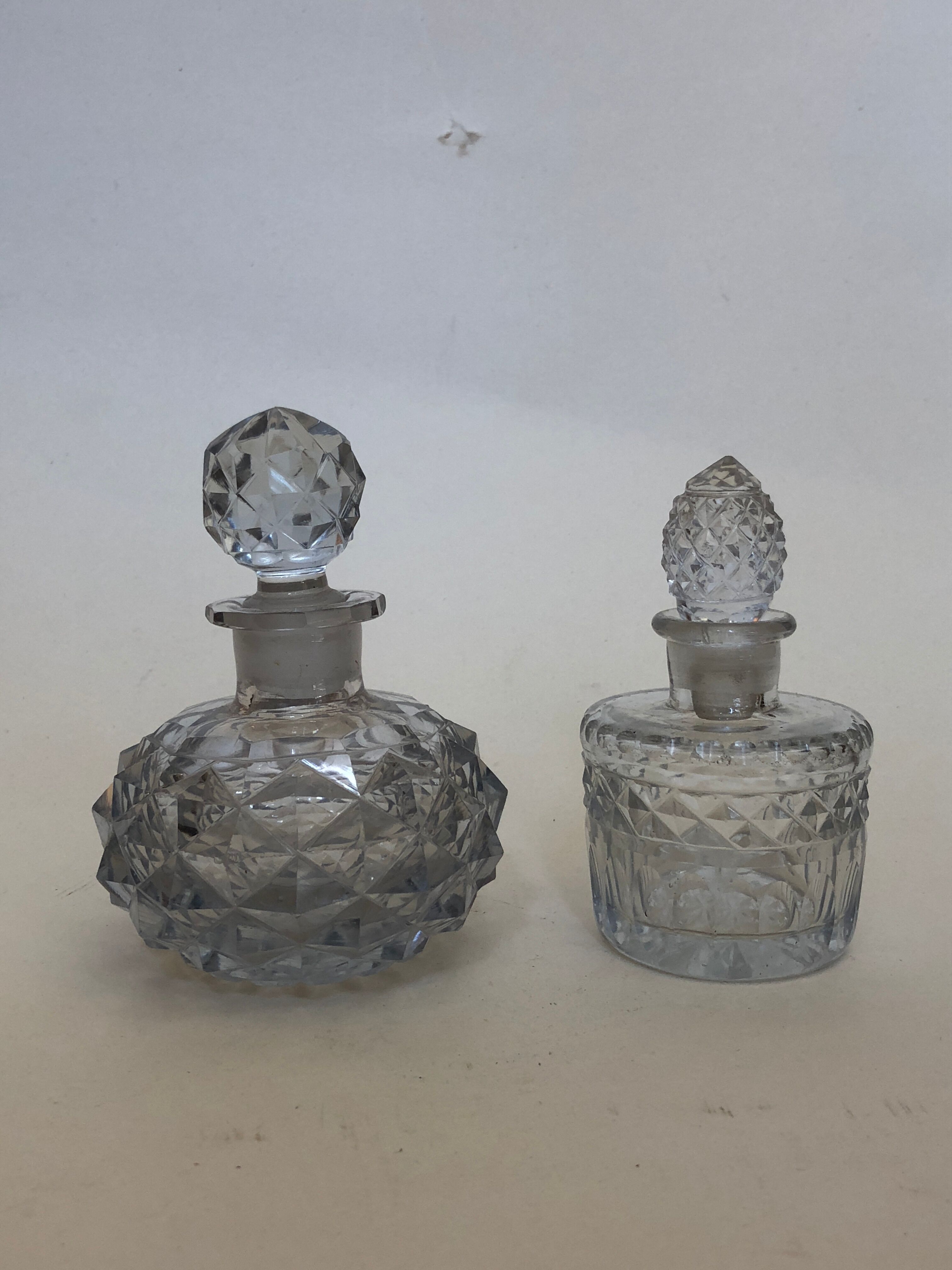 Set of 2 bottles crystal and glass