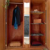 Armoire vintage pieds compas