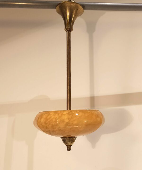 Lustre ancien en verre de Clichy jaune moutarde et laiton doré