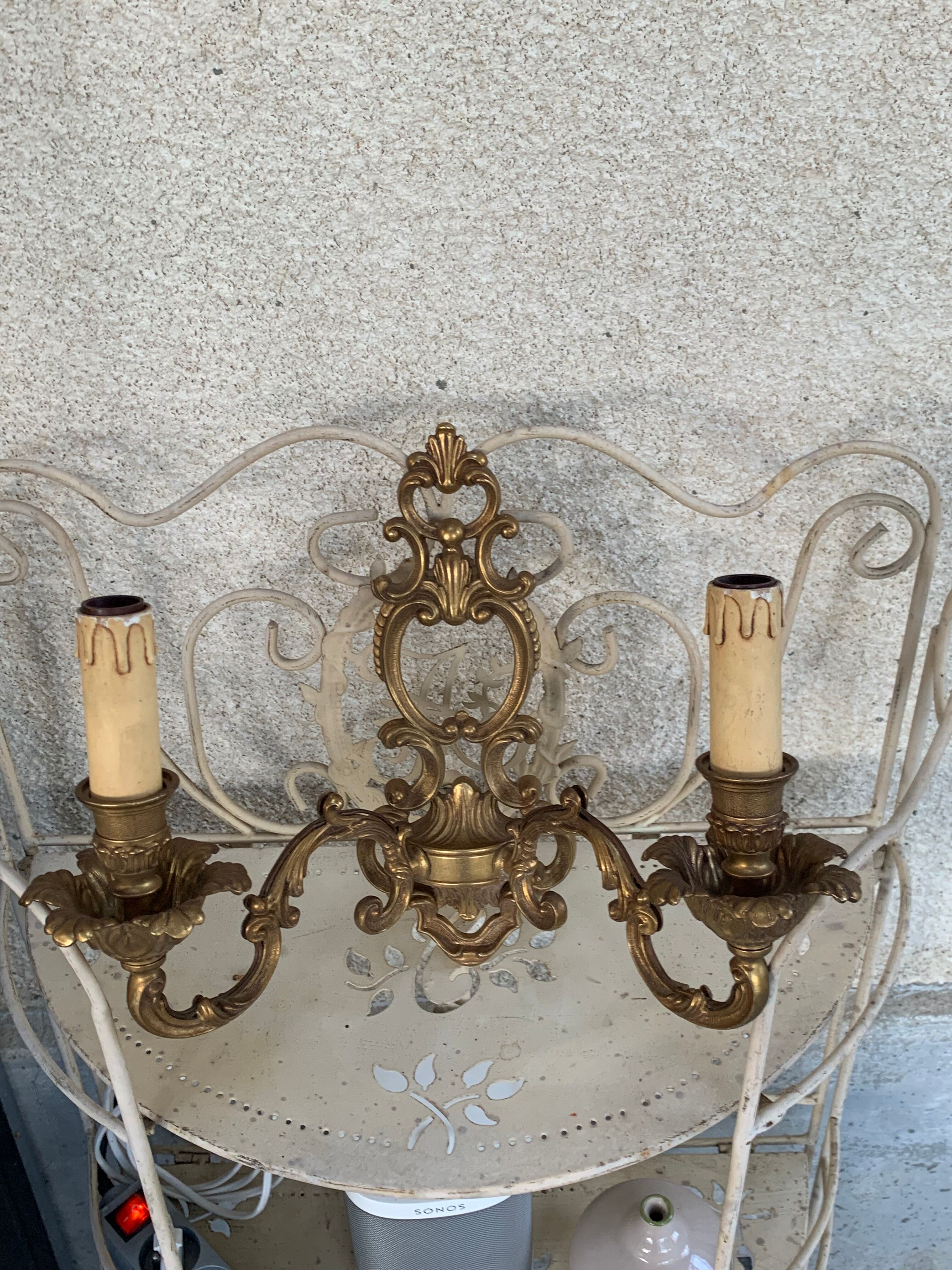 Wall lamp in gilded bronze style Louis XV baroque vintage