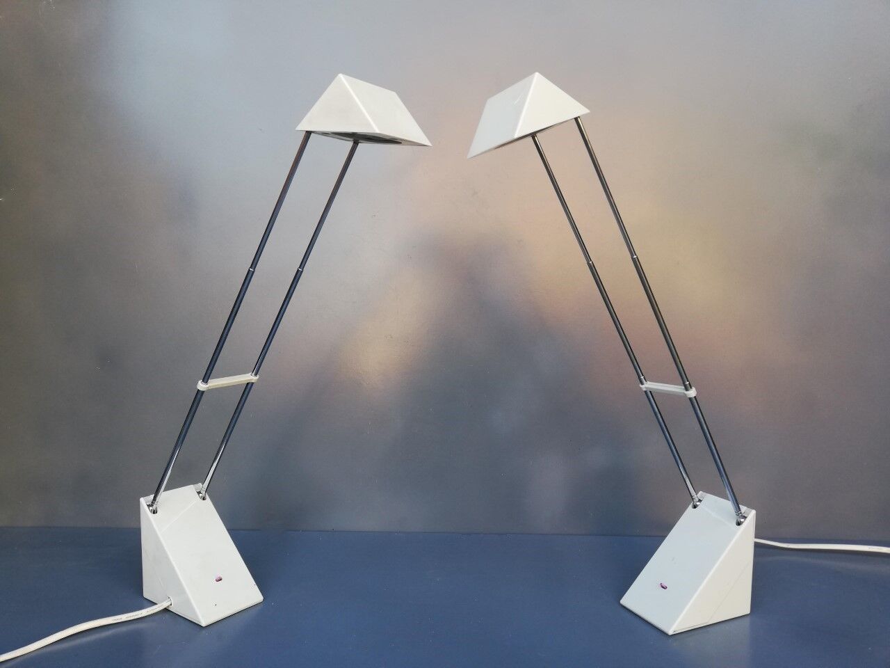 Pair of table lamps 80