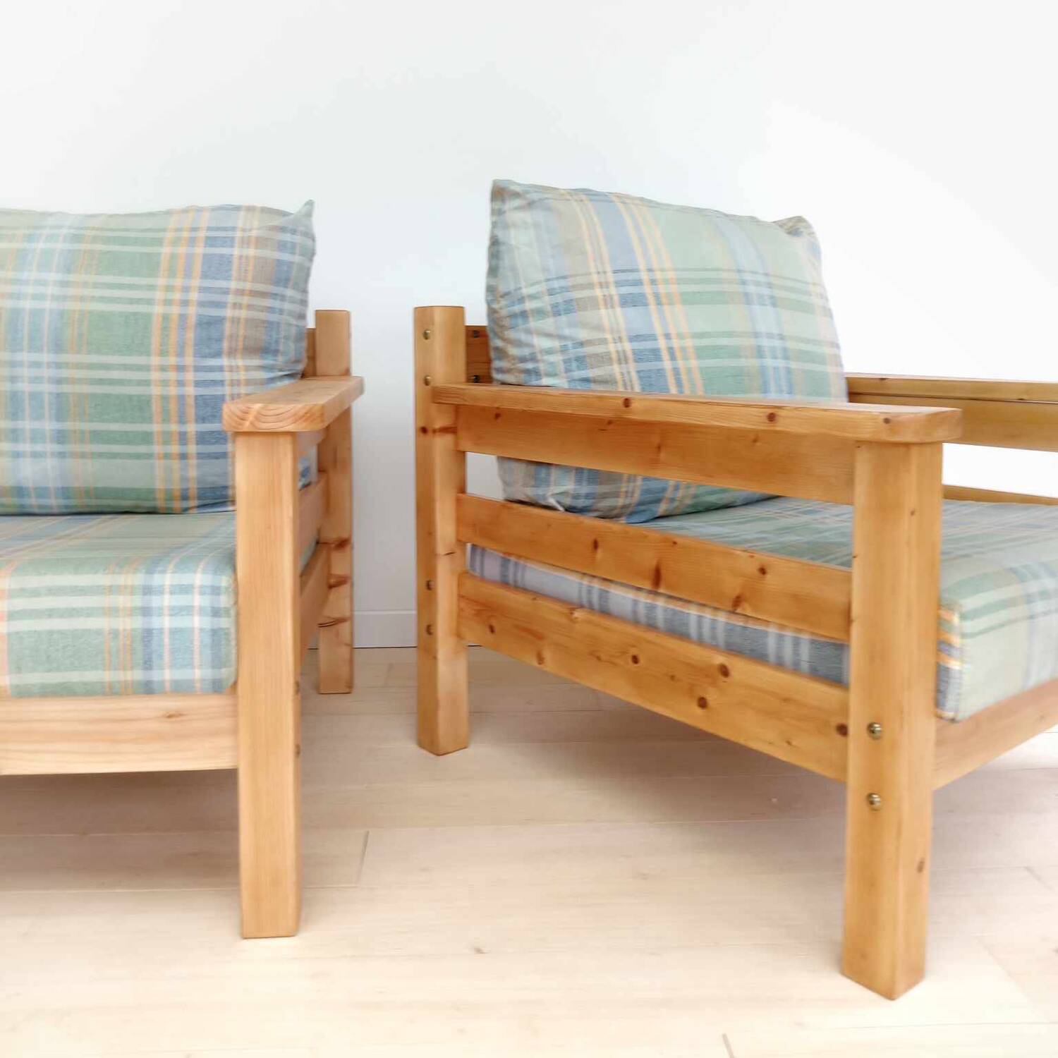 Pair of 80s armchairs