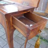 Table et coiffeuse fin XIXe