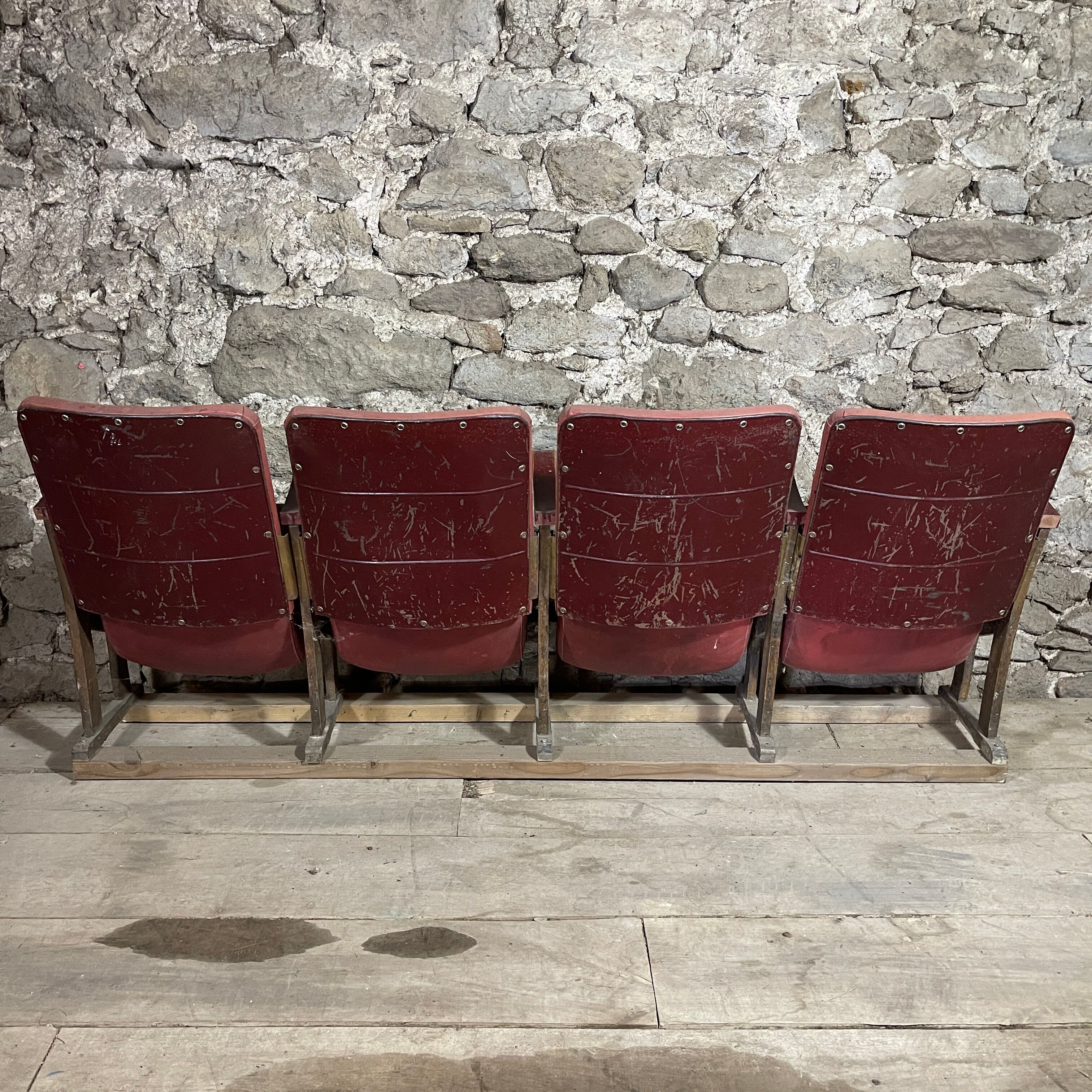 Series of 4 cinema chairs
