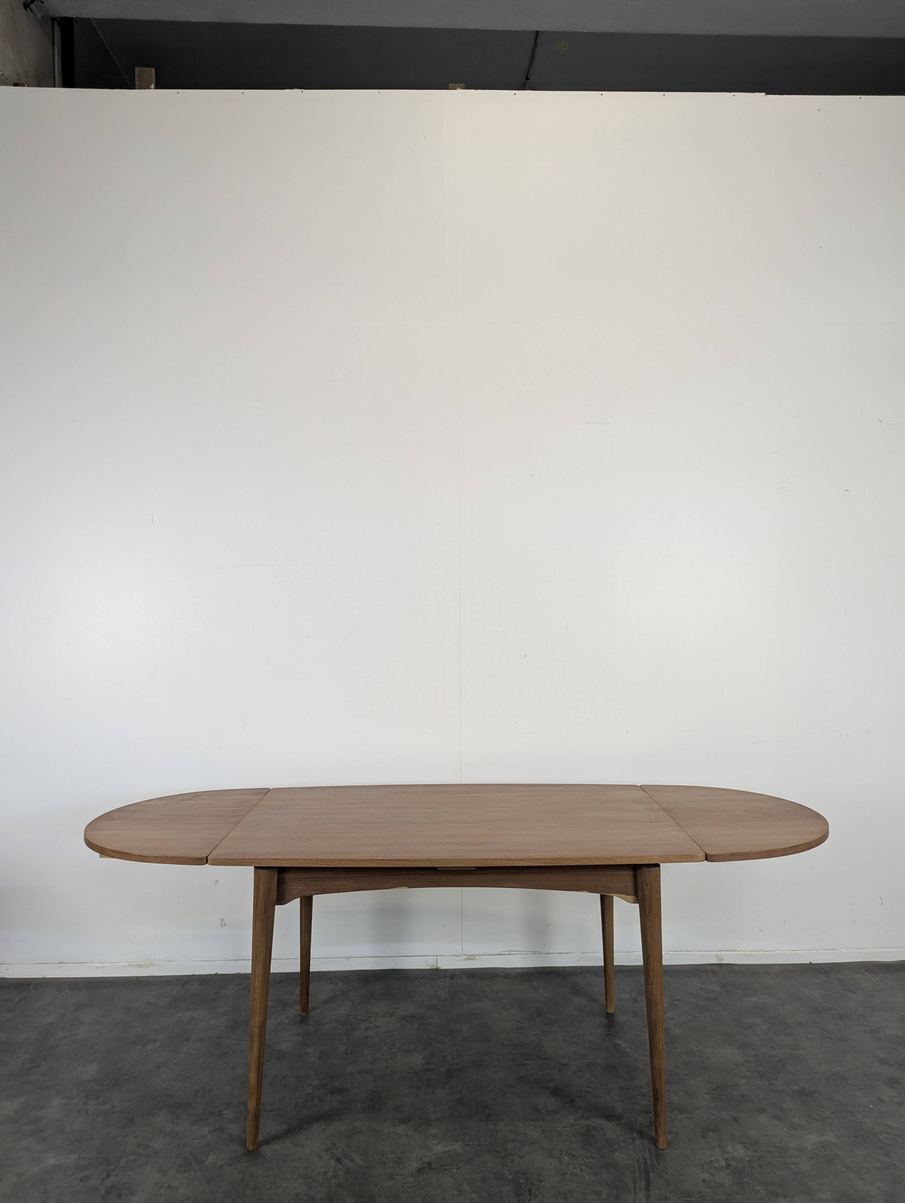 Scandinavian table in teak