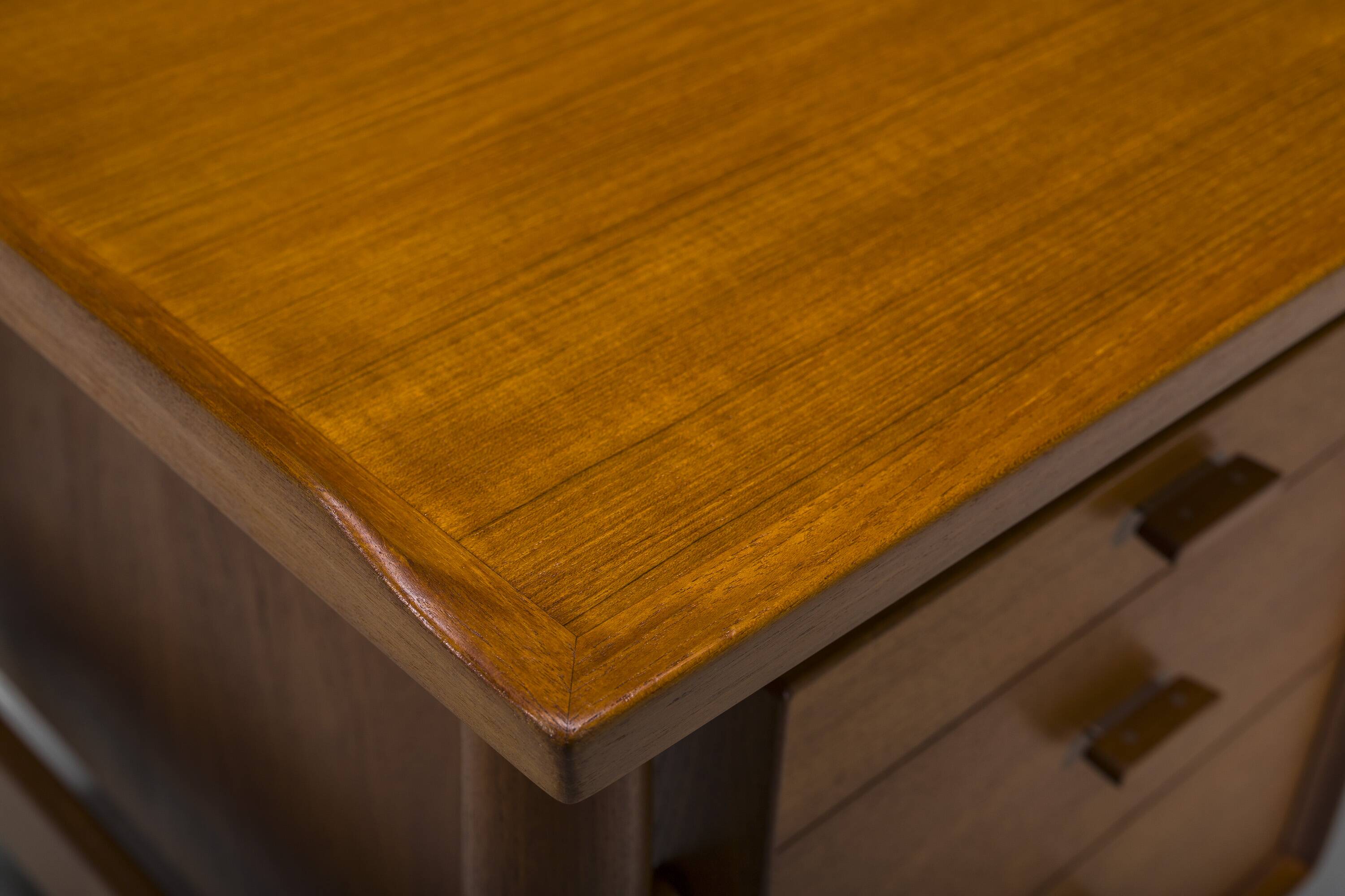 Model 207 Desk in Teak by Arne Vodder for Sibast, 1960s