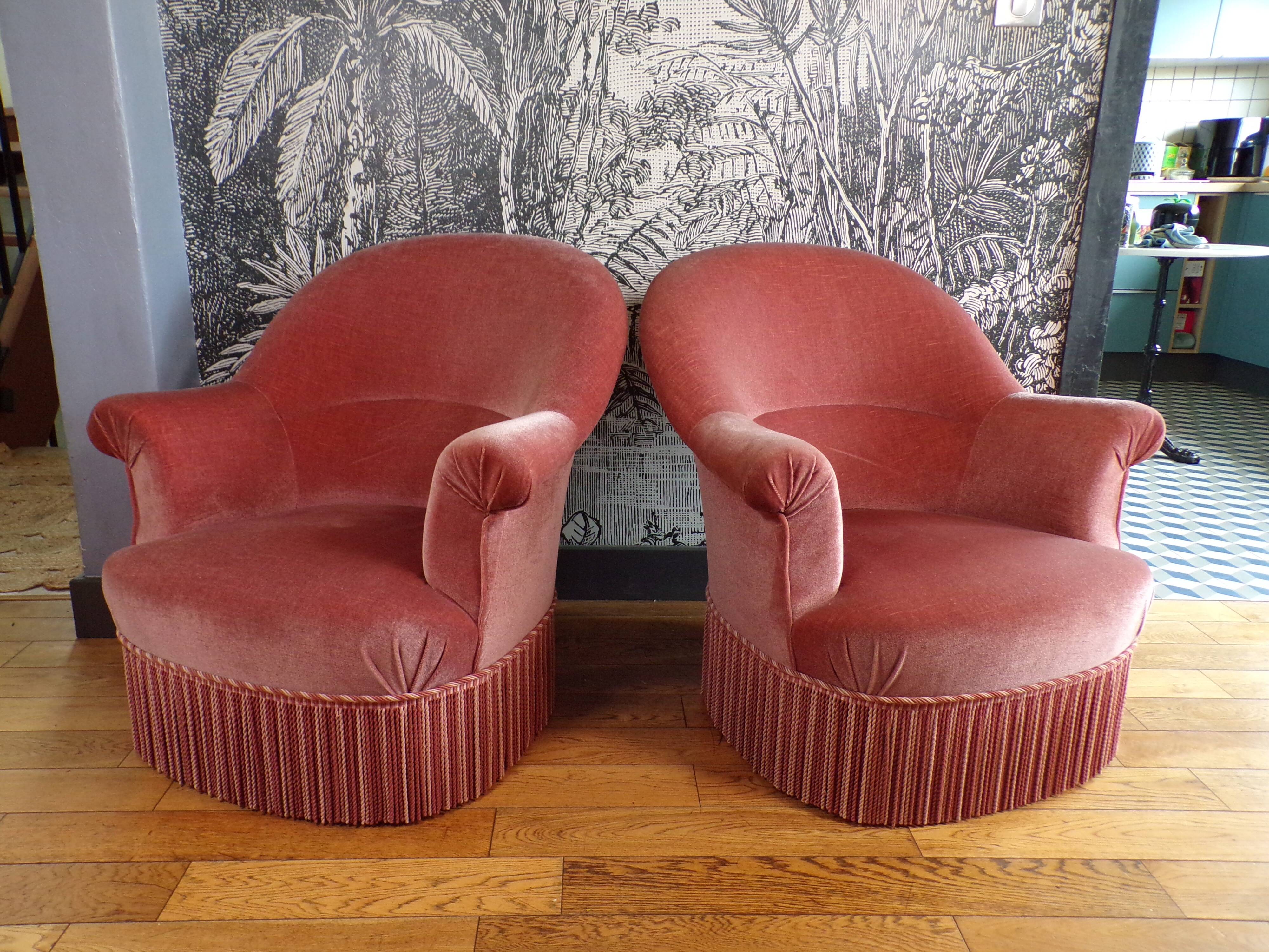 Pair of pink toad armchairs