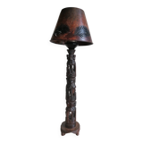 Charming rosewood totem-shaped lamp