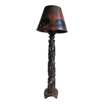 Charmante lampe en palissandre forme de totem
