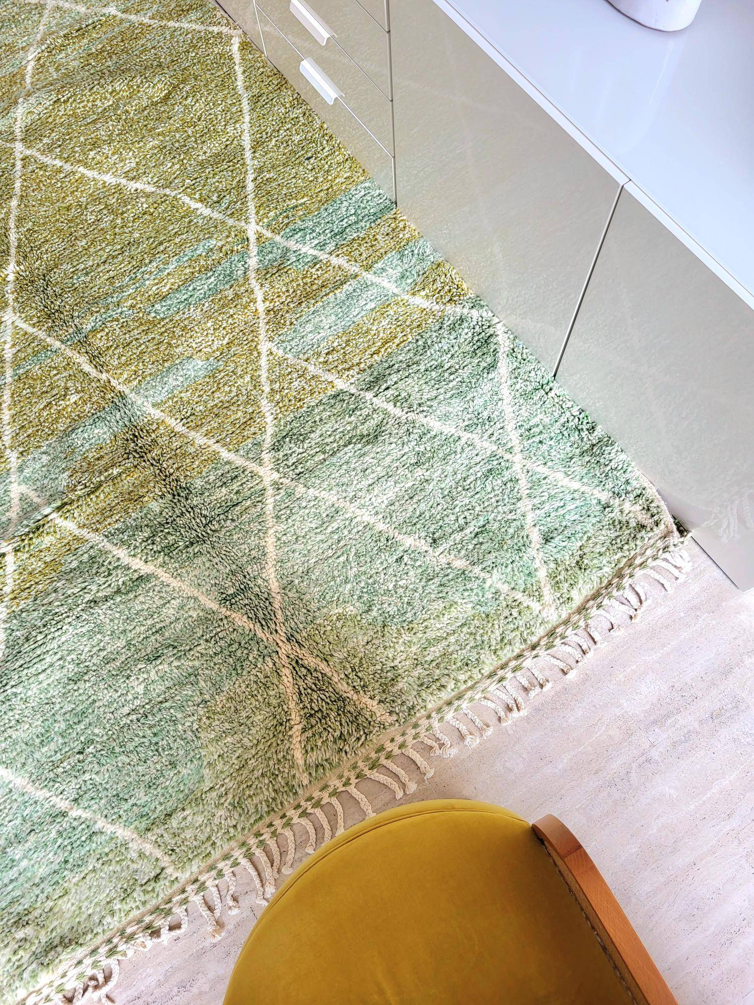 Green Beni Ouarain Berber rug with white diamonds