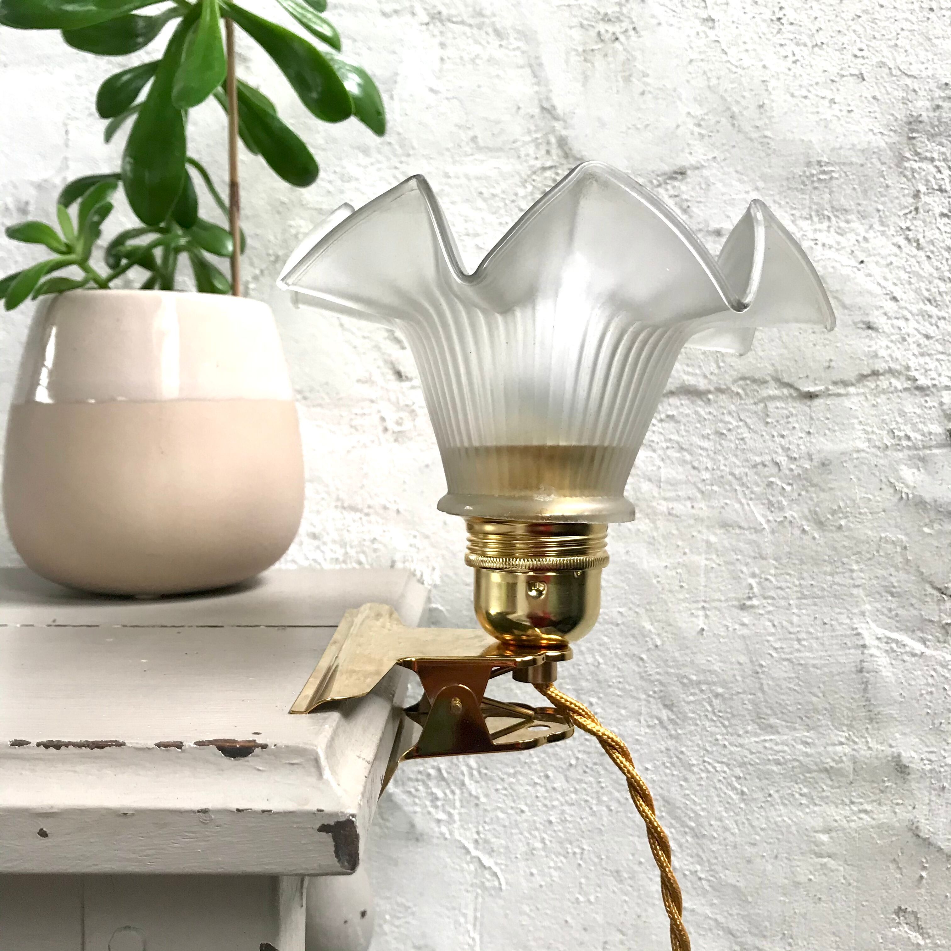 Art Deco tulip walker