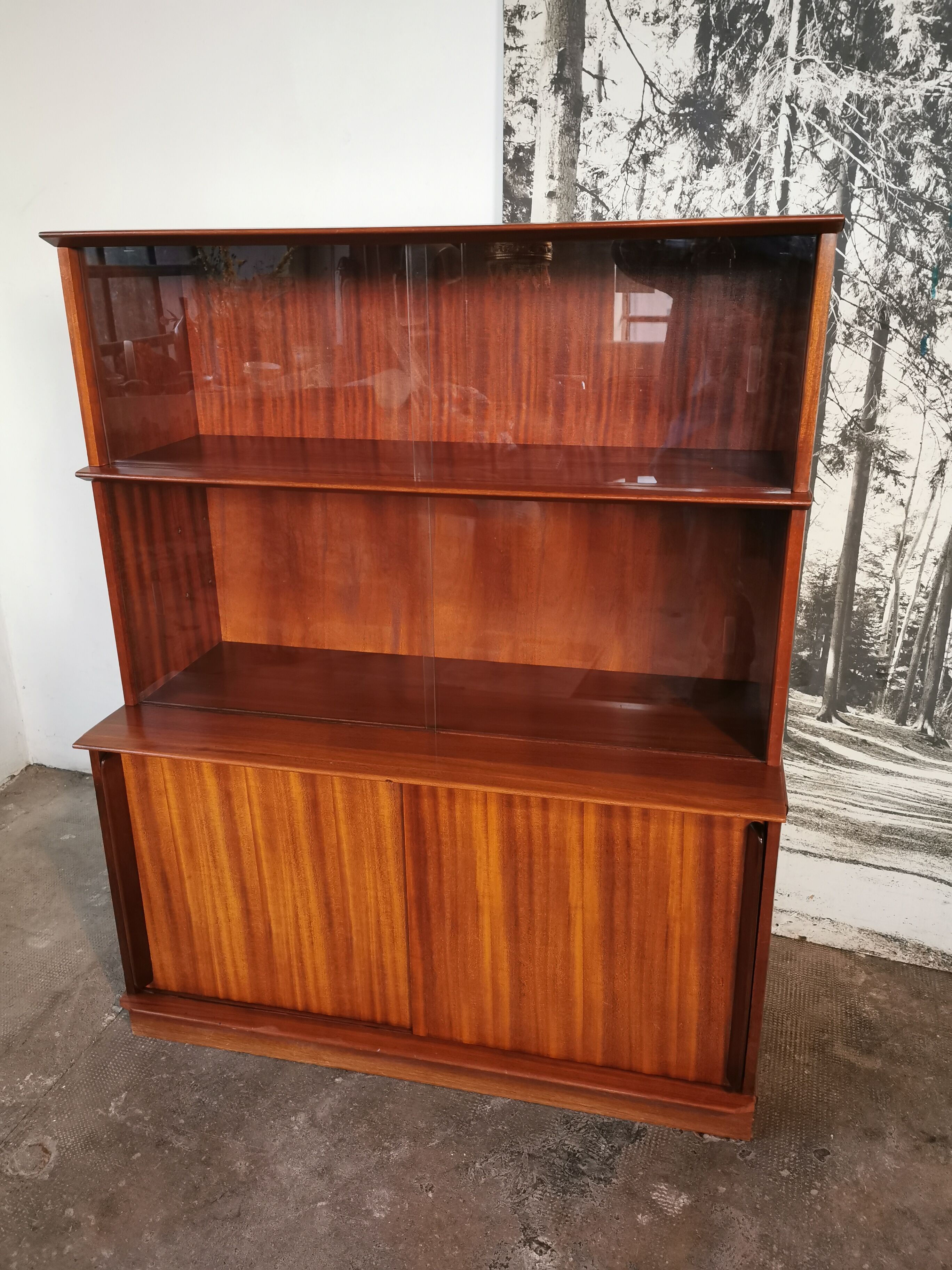 Vintage Oscar modular library