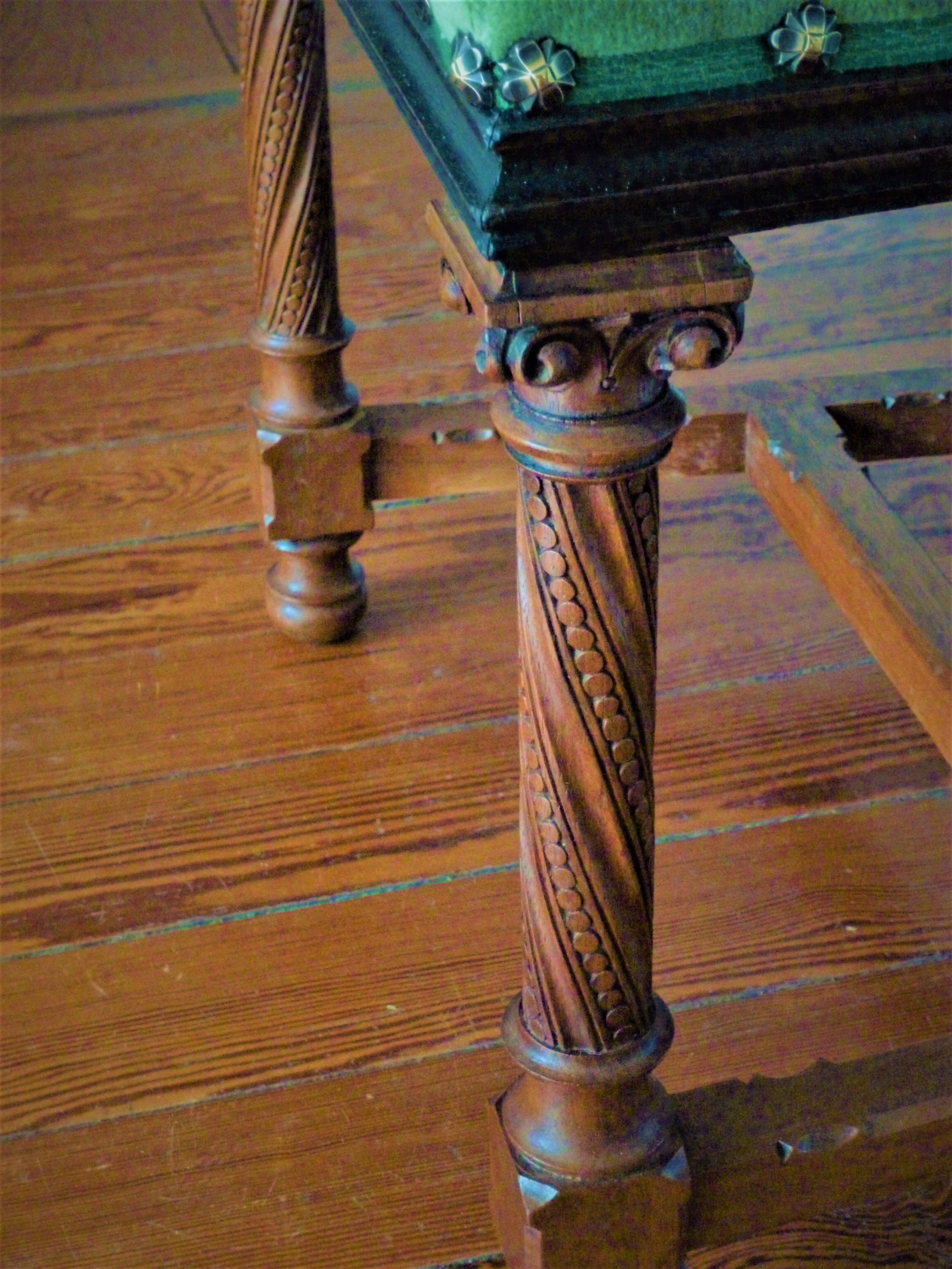 Pair of neo-Gothic chairs 19th century