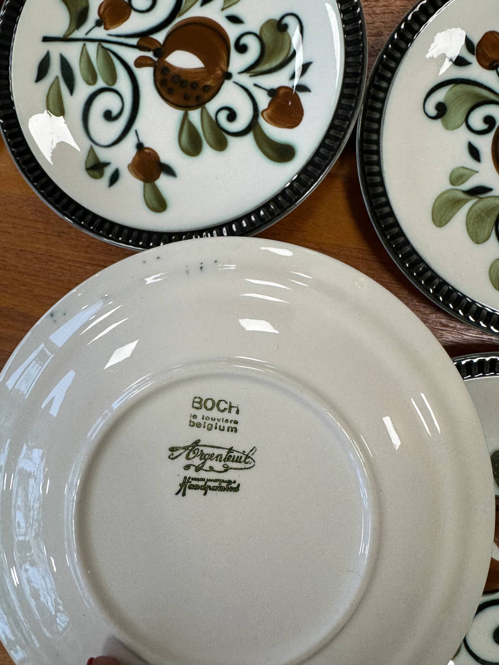Dessert plates Boch La Louvière