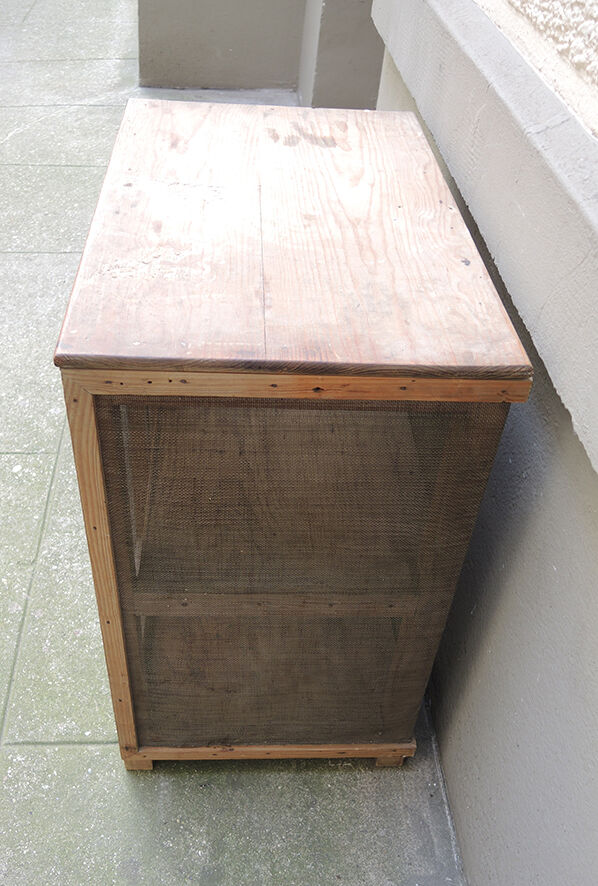 Former arisanal eating guard in wood and iron-a16
