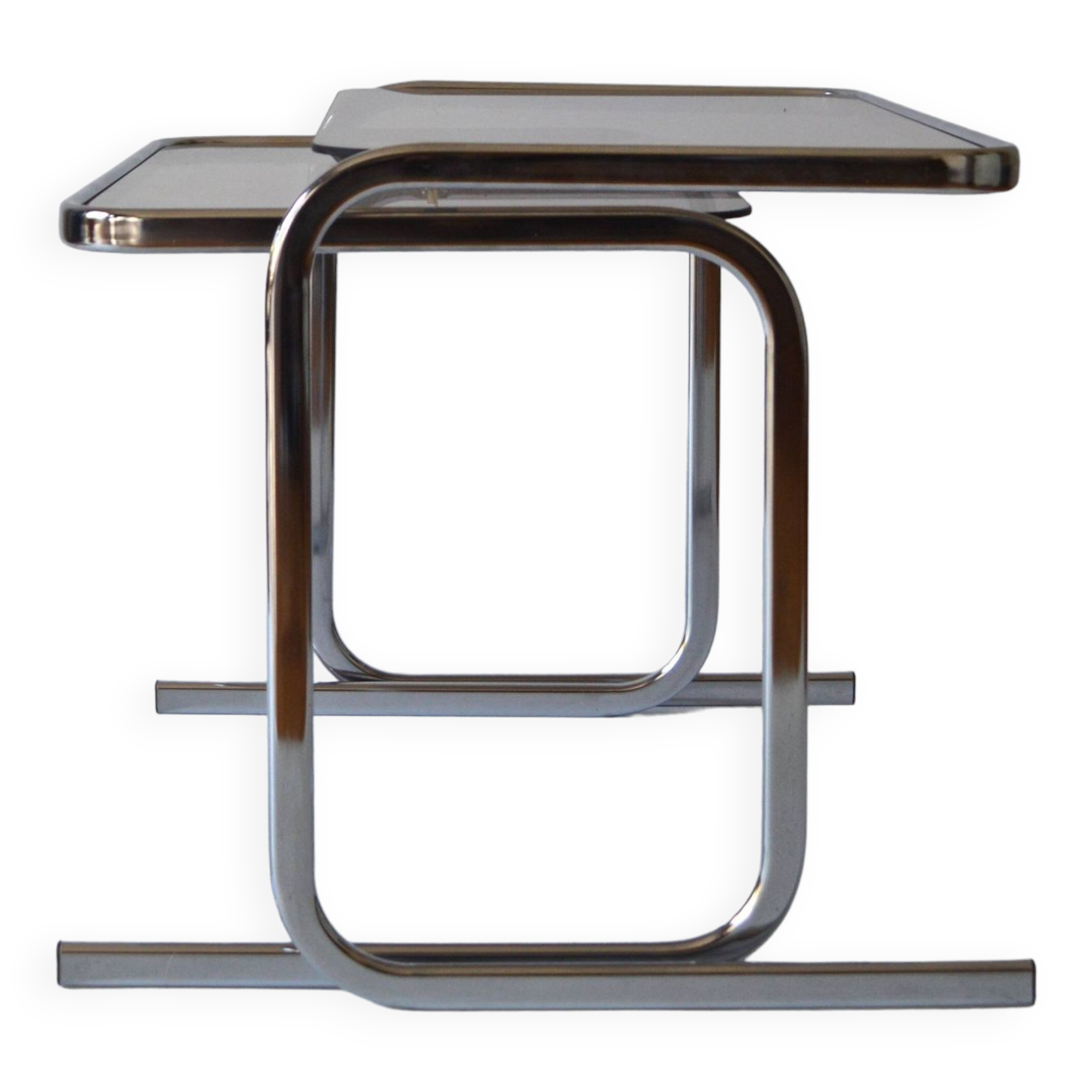 Duo of nesting tables