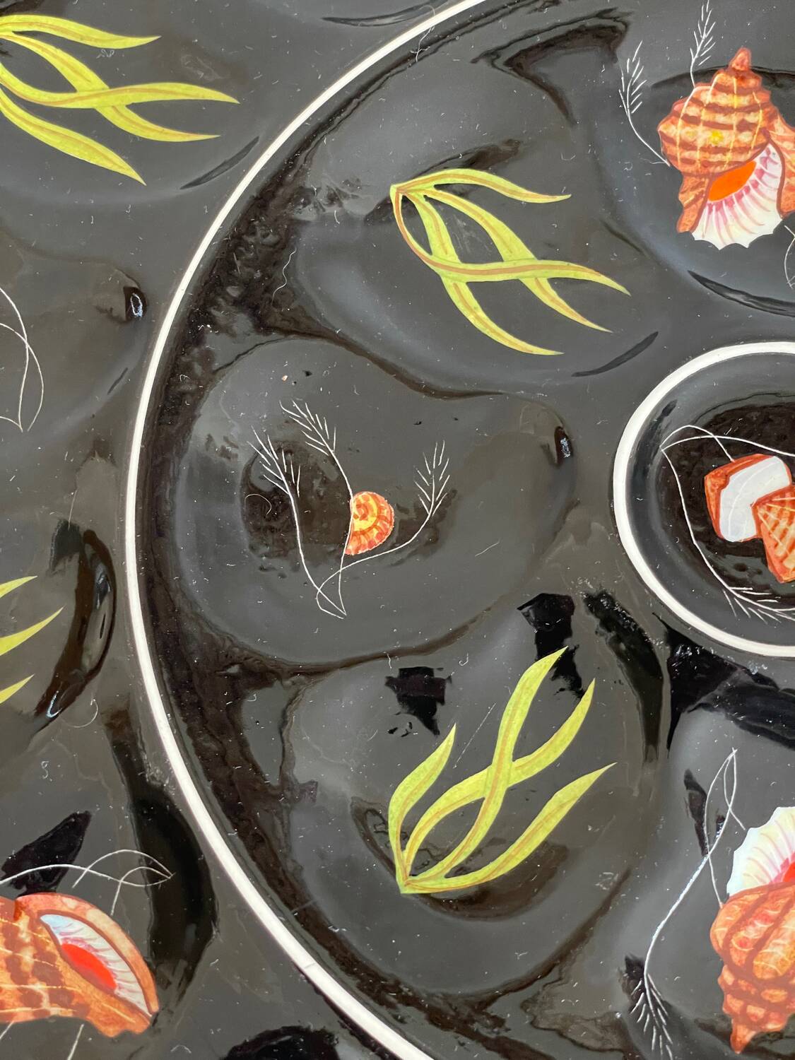 Large oyster dish, Henriot Quimper shellfish