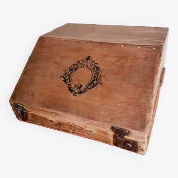 Old wooden box, treasure box
