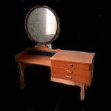 60s/70s dressing table
