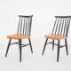 Ensemble de deux chaises à dossier fuseau, Pays-Bas 1960