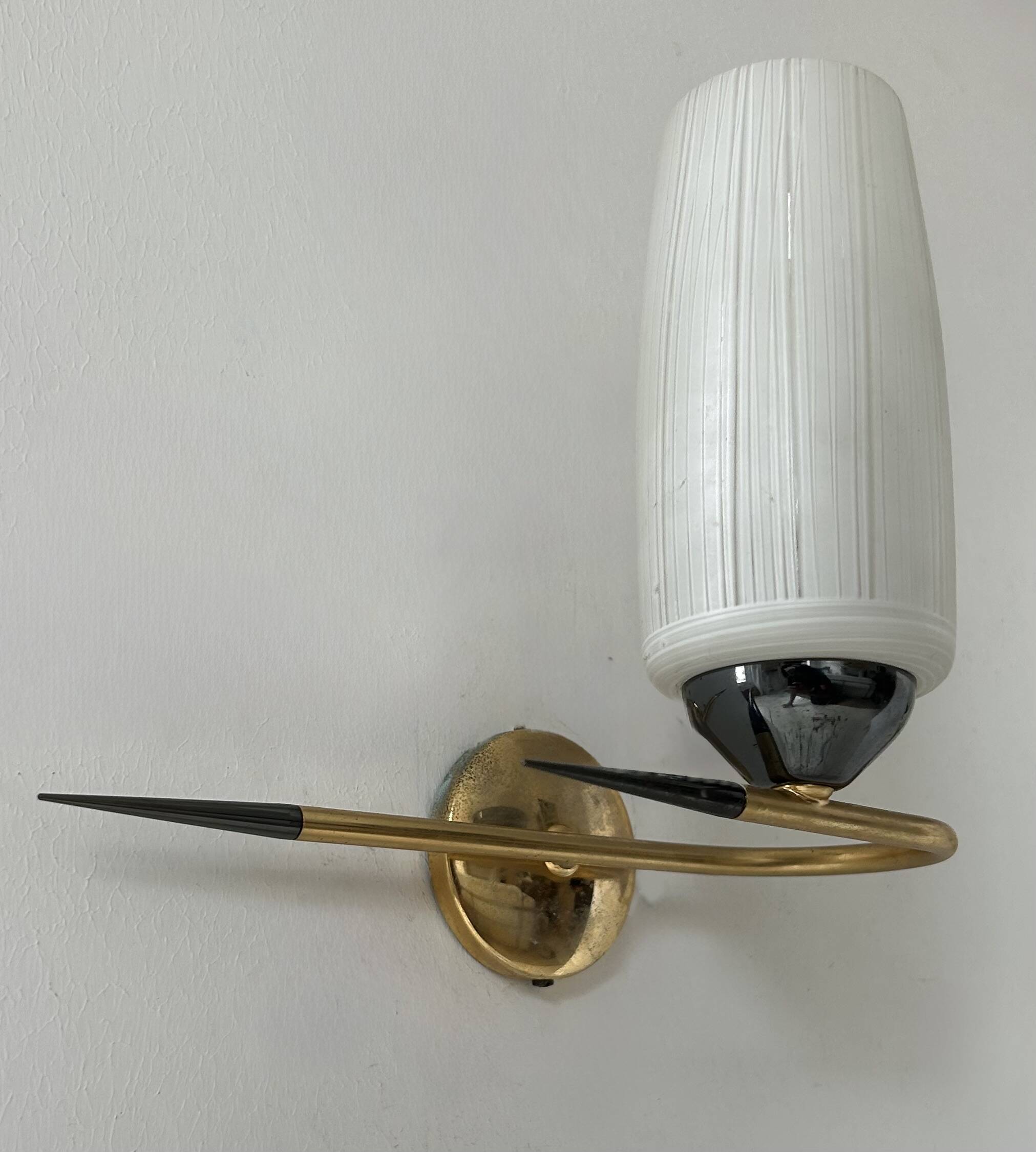 Paire d'appliques vintage laiton et verre, France, 1950