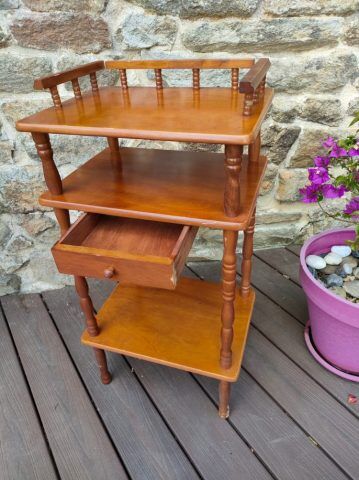 Entry furniture