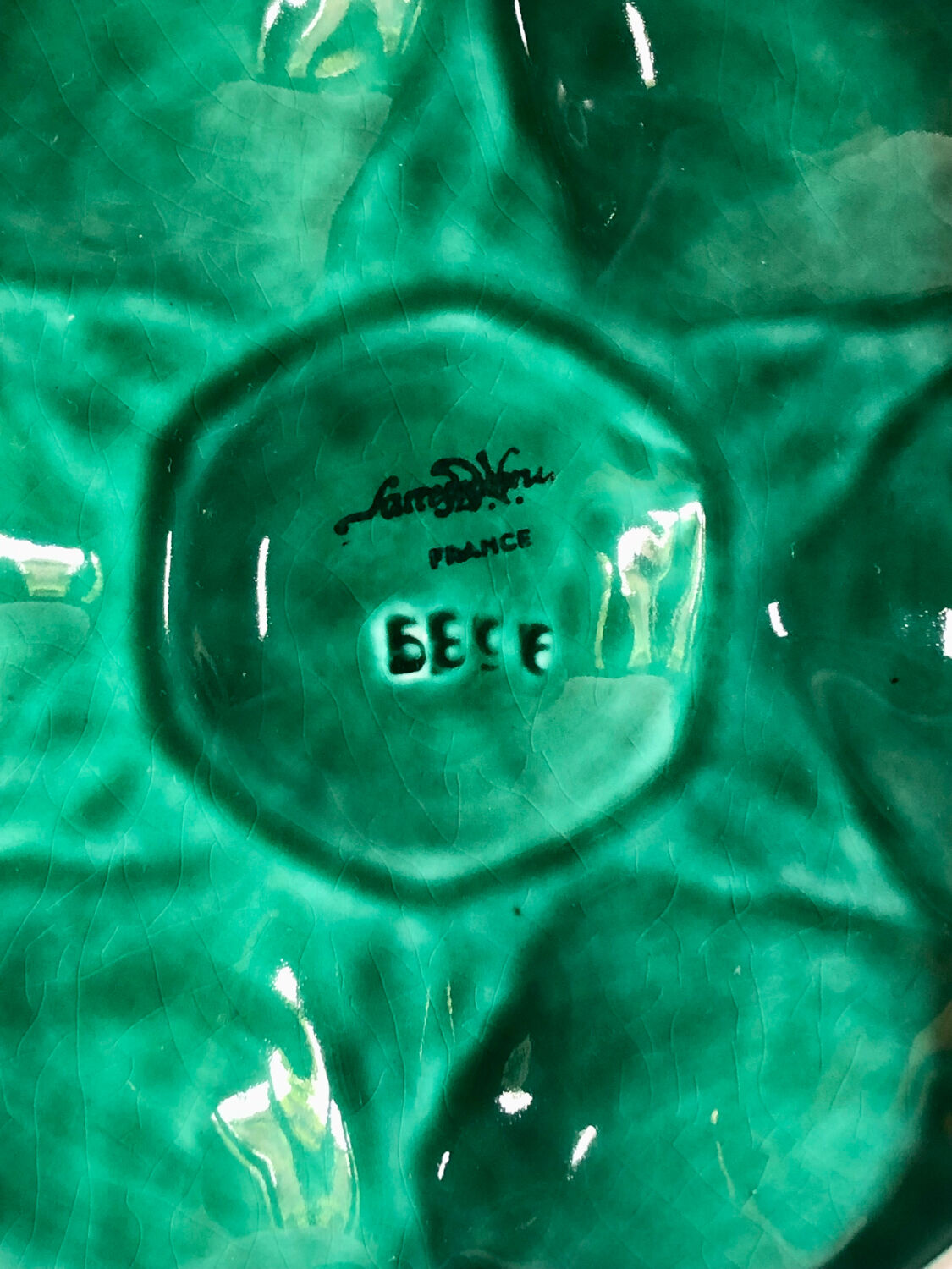 6 Sarreguemines slurry oyster plates