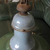 Large industrial pendant lamp