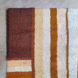 1970s Museum-Grade Avant-Garde Wool Rug The Epithet of Space Age Luxury. Ma