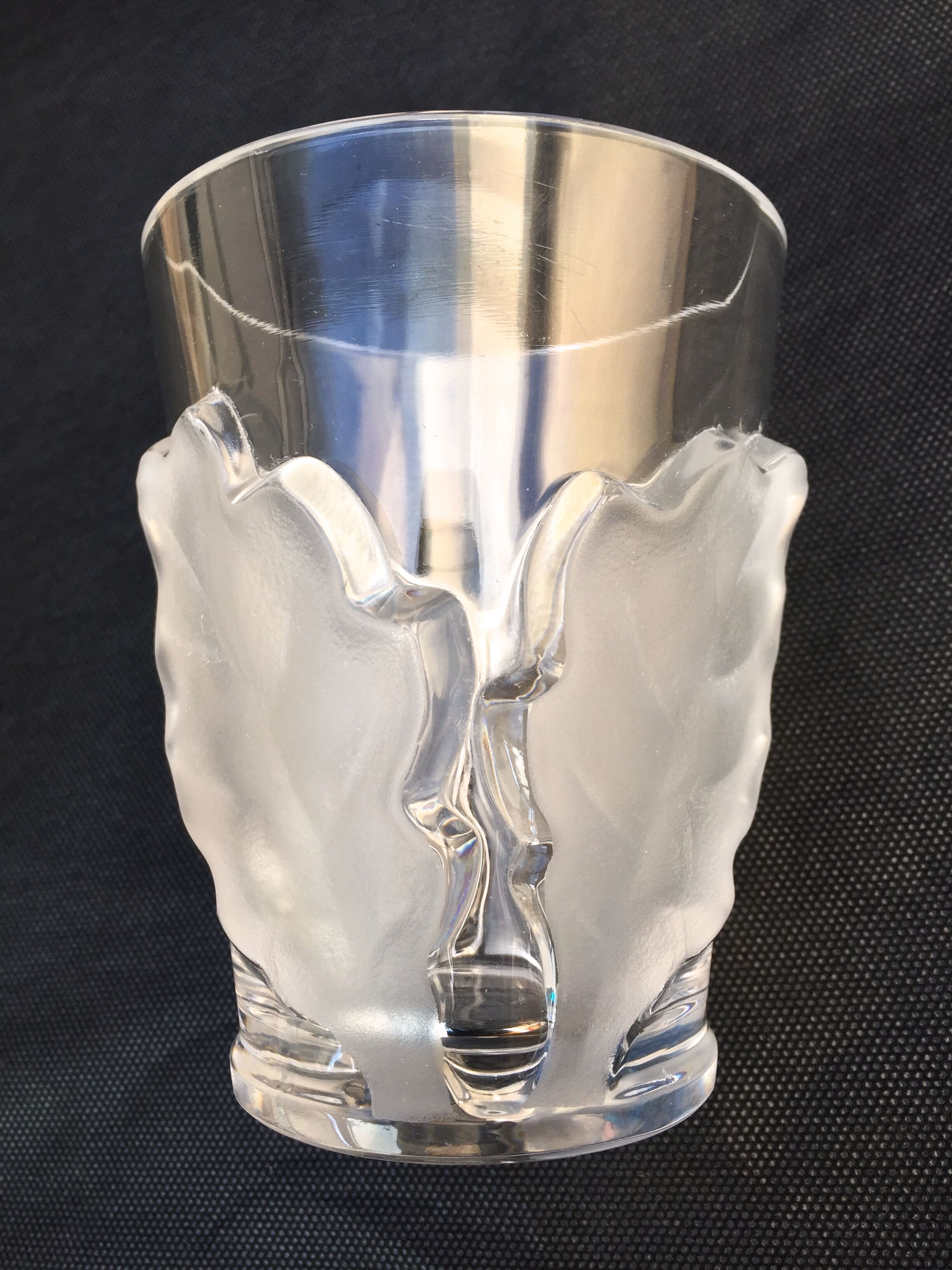 Lalique collection small vase crystal pattern art nouveau chene leaves