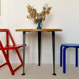 Circa 1990 Round Table