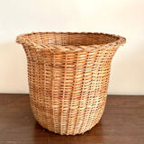 Vintage wicker basket