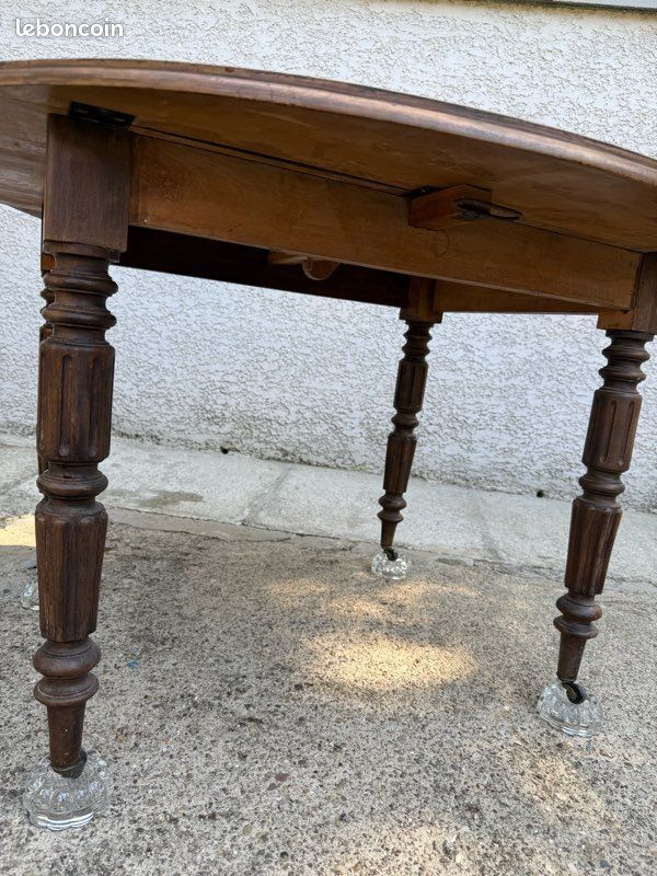 Table ronde ancienne