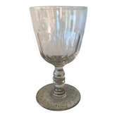 1 verre à pied eau ou vin rouge modèle Medicis XIXe s