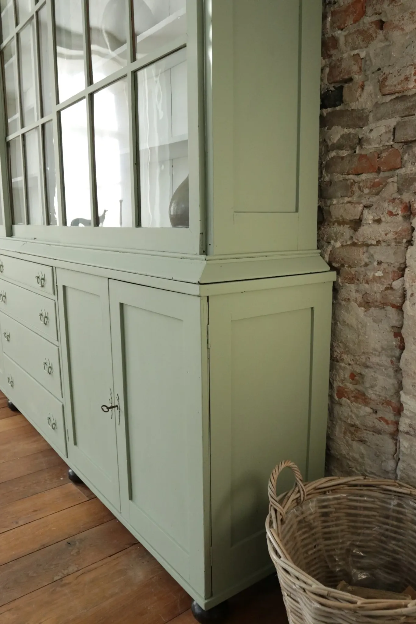 Large green display cabinet with sliding doors – two-part buffet, 219 cm