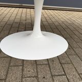 Original Knoll Tulip oval dining table (244cm) in Carrara marble.