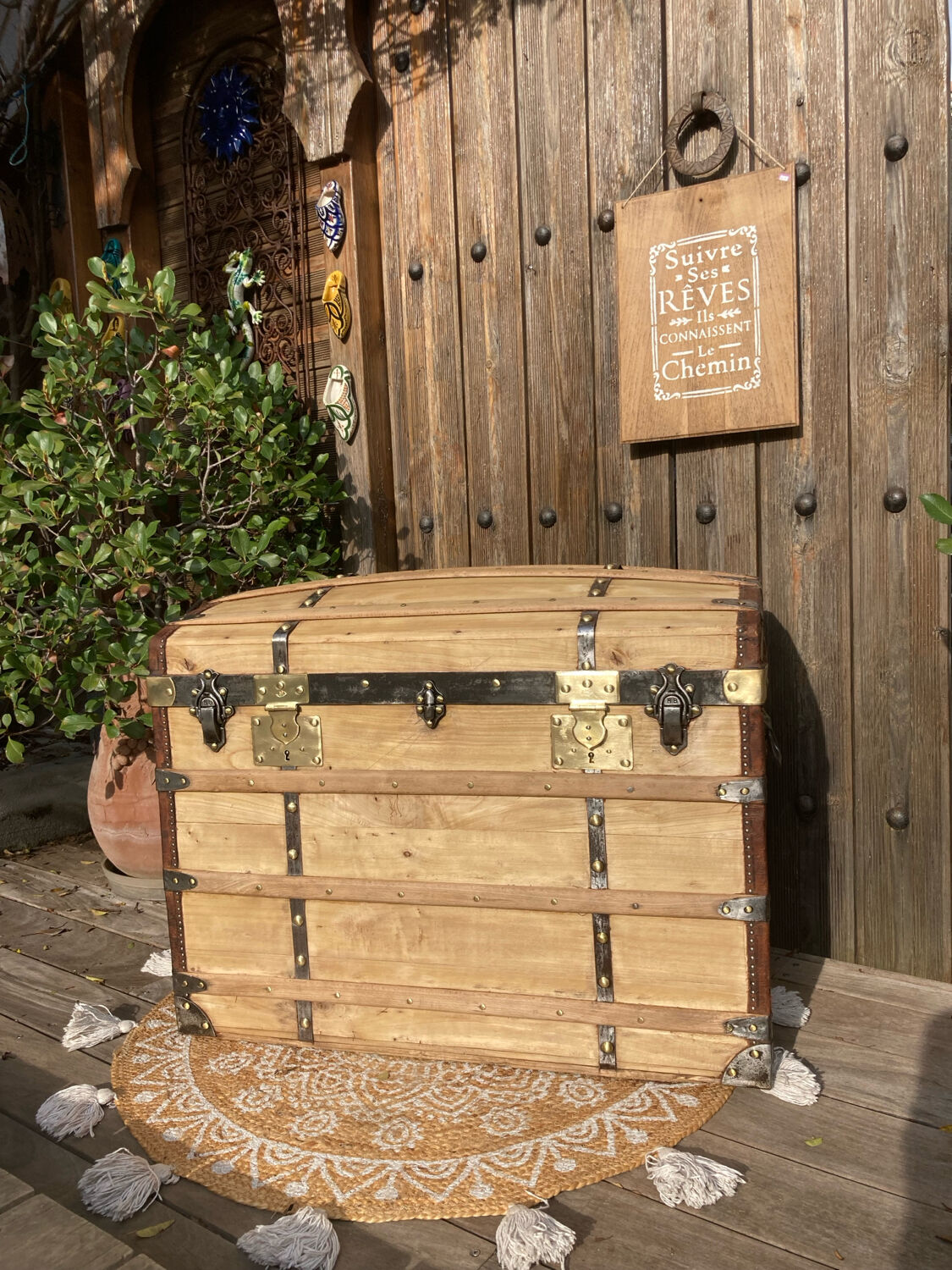 Exceptional curved leather/brass box with beautiful restored clasps.