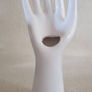 Baguier, vase vintage en forme de main