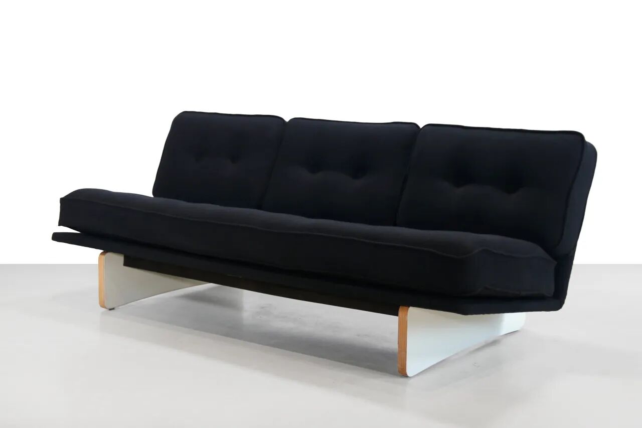 Artifort C671 sofa by Kho Liang Ie in black wool